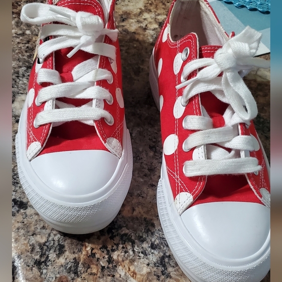 Disney Red and White Minnie Mouse Women's Sneakers - Picture 5 of 6